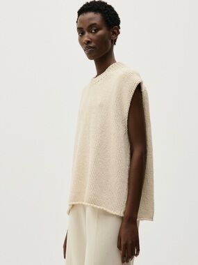 Babaa Cream Sleeveless Crewneck Knit Vest